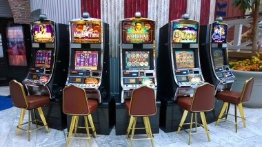 Joker Gaming slot titles on king 128 platform showing game grid and selection interface